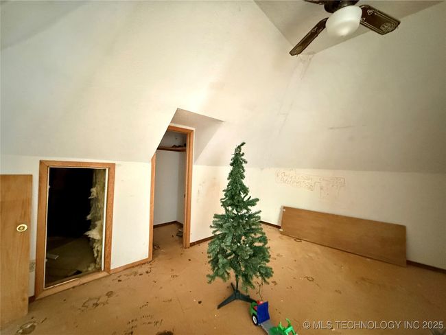 UPSTAIRS INCLUDES A LOFT AREA AND TWO MORE POTENTIAL BEDROOMS | Image 27