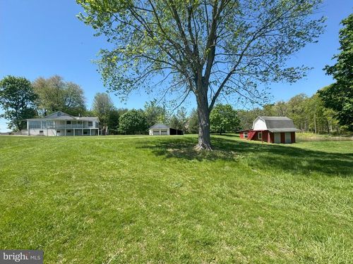 38020 Charles Town Pike, HILLSBORO, VA, 20132-2929 | Card Image