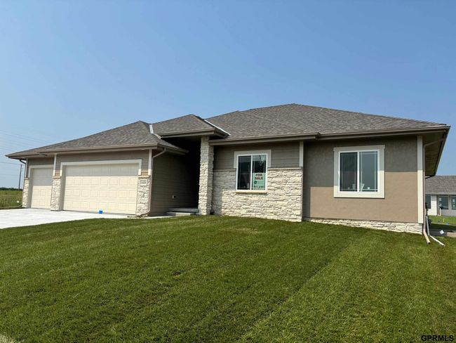 5408 N 190 Th Ave, House other with 3 bedrooms, 2 bathrooms and 3 parking in Elkhorn NE | Image 4
