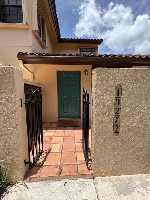 13272-13272 Sw 114th Ter, Miami, FL, 33186-7917 | Card Image