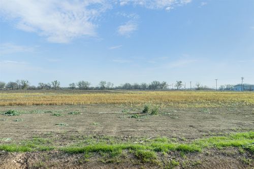 536 Nw River Rd, Martindale, TX, 78655-3029 | Card Image