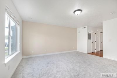 584 Sunflower Road, Condo with 2 bedrooms, 1 bathrooms and null parking in Rexburg ID | Image 3