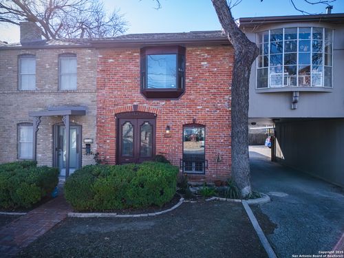 apt-d-222 W Craig Pl, San Antonio, TX, 78212-4488 | Card Image
