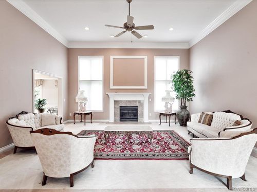 56909 Pinecone Blvd, Shelby Township, MI, 48316-5820 | Card Image