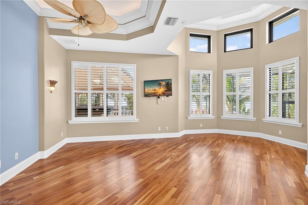 Residential in FORT MYERS 4