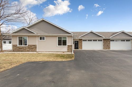 3072 Prairie Rose Dr, Mankato, MN, 56001-2901 | Card Image