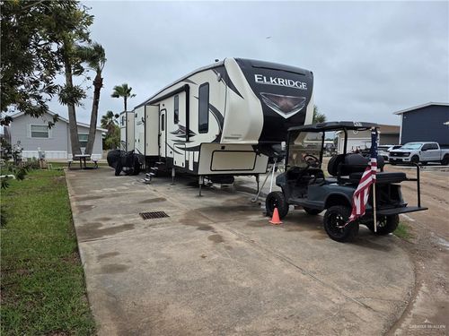 411 Sun Dial Cir, Port Isabel, TX, 78578 | Card Image