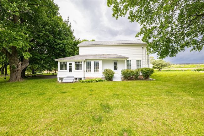 7681 State Route 5 And 20, House other with 4 bedrooms, 2 bathrooms and null parking in Bloomfield NY | Image 7