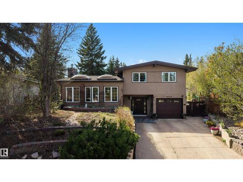 8 Garland Pl, St Albert, AB, T8N1A7 | Card Image