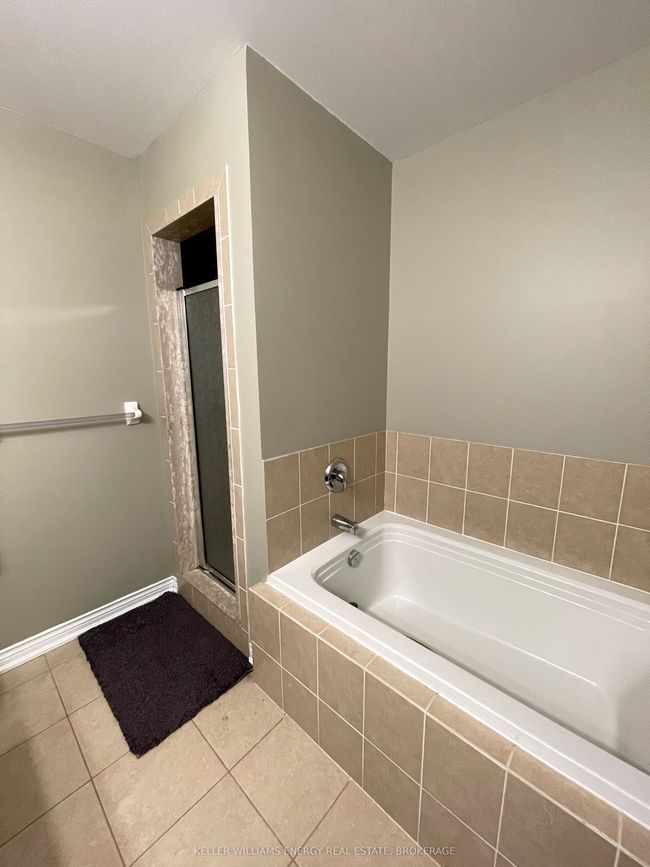 2 Ruben St, House attached with 3 bedrooms, 4 bathrooms and 1 parking in Whitby ON | Image 12