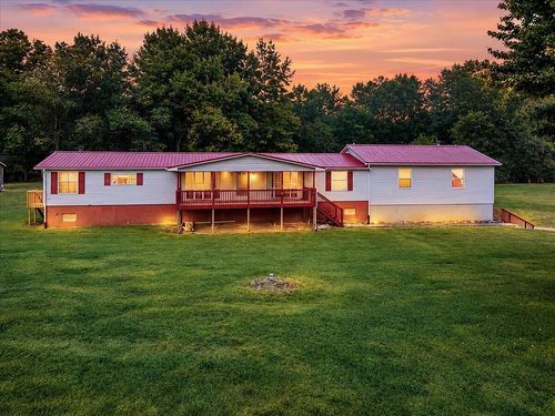 5308 Thornspring Rd, Pulaski, VA, 24301 | Card Image