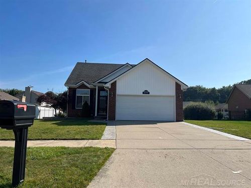 45344 Debbie Court, Macomb Township, MI, 48042 | Card Image