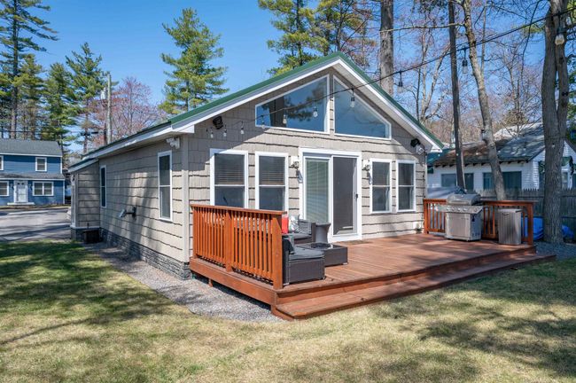 1011 Collettes Grove Rd, House other with 2 bedrooms, 1 bathrooms and null parking in Derry NH | Image 5