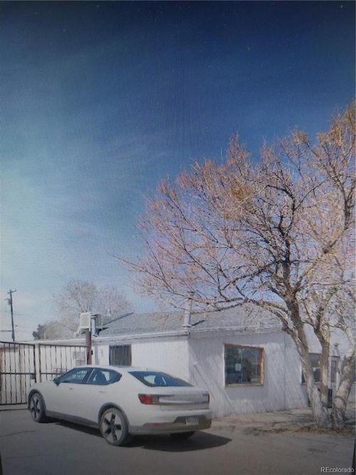 725 Cedar St, Hudson, CO, 80642-5051 | Card Image