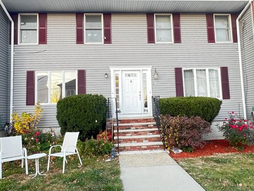 86-86 Atwood St, Revere, MA, 02151-4625 | Card Image