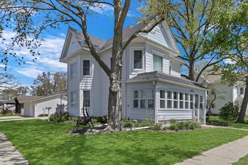 822 12th Avenue, Union Grove, WI, 53182 | Card Image