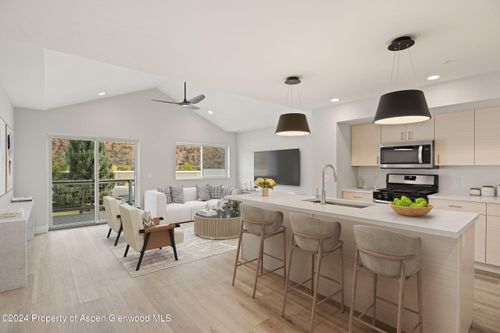 1721 Ripple Ln, Glenwood Springs, CO, 81601-9232 | Card Image