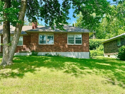 5406 Ditzler Avenue, Raytown, MO, 64133 | Card Image