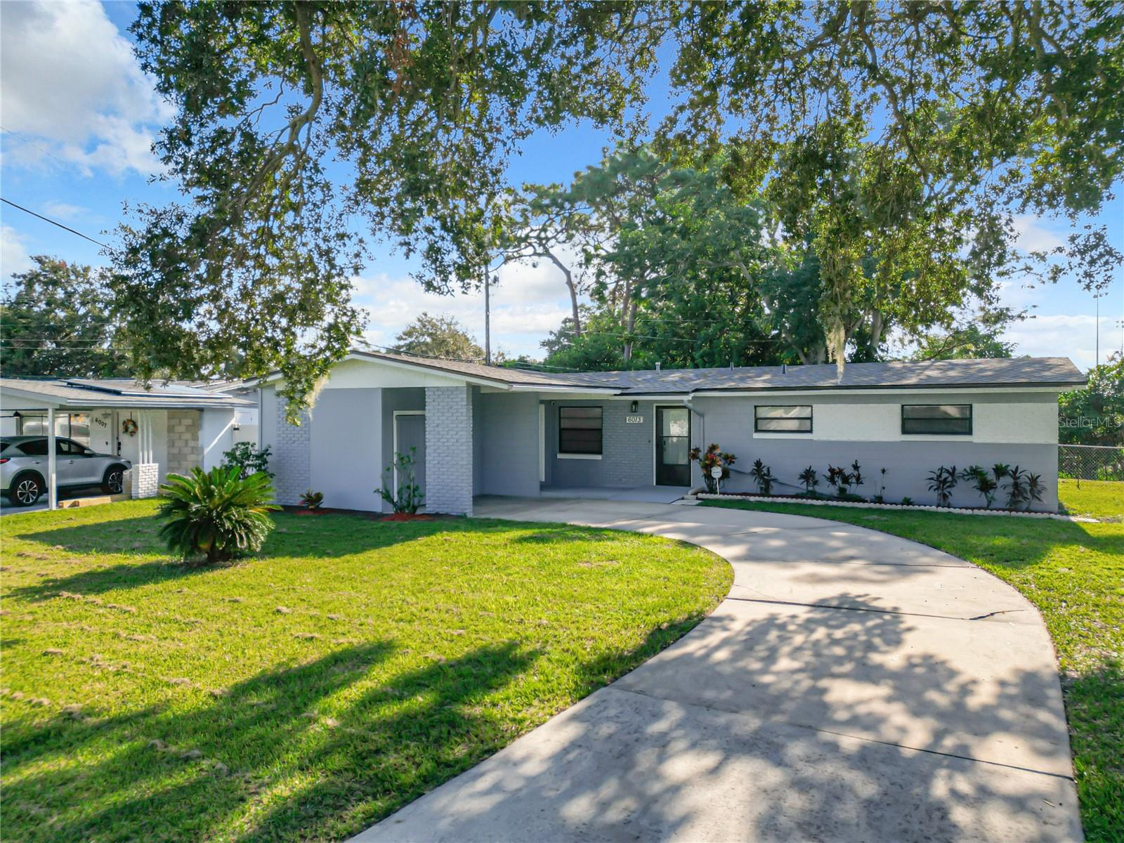 Luzon Dr, Orlando, FL 32809