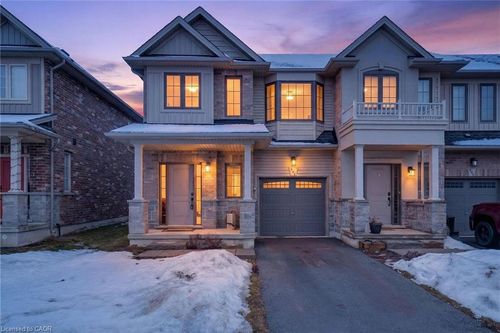 101 Dennis Dr, Smithville, ON, L0R2A0 | Card Image