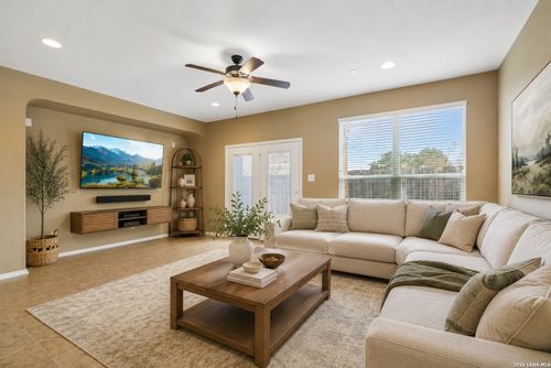 7742 Robert Mondavi, San Antonio, TX, 78253-6424 | Card Image