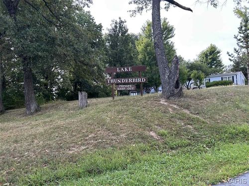 358 Thunderbird Dr, Saint Clair, MO, 63077-4637 | Card Image