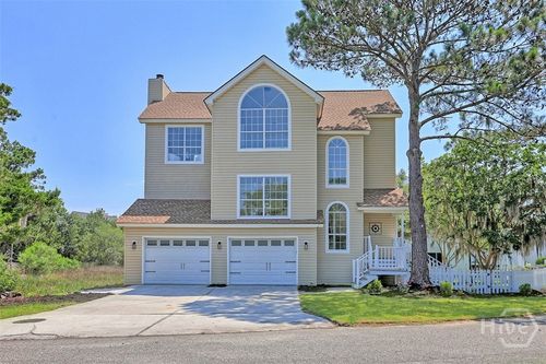 98 Picket Row, Savannah, GA, 31410-2530 | Card Image