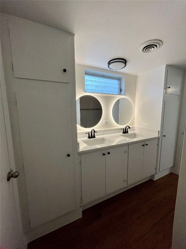 APT-101 - 3304 Red River St, Condo with 2 bedrooms, 1 bathrooms and 2 parking in Austin TX | Image 10