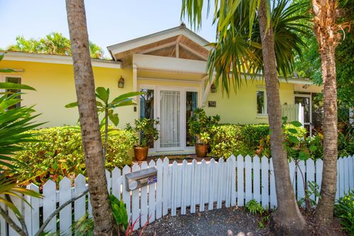 702 Florida St, Key West, FL, 33040-7017 | Card Image