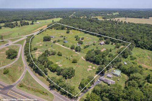 608 E Longview St, Arp, TX, 75750-5407 | Card Image