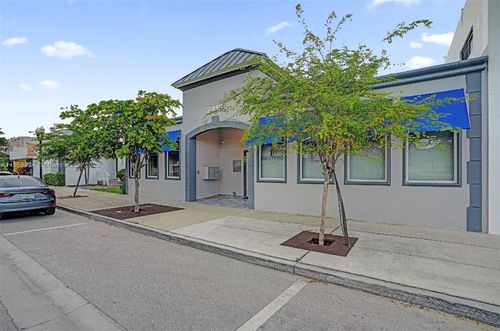 2419 Hollywood Blvd, Hollywood, FL, 33020-6605 | Card Image