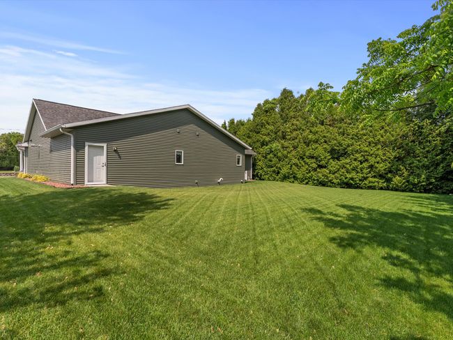 4821 W Custer St, House other with 3 bedrooms, 2 bathrooms and null parking in Manitowoc WI | Image 30