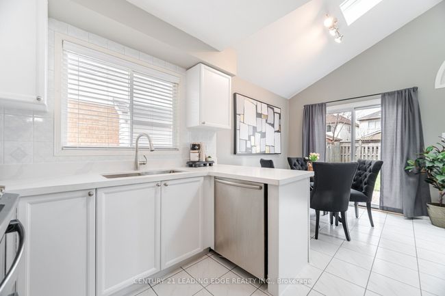 64 Miller Dr, House other with 3 bedrooms, 4 bathrooms and 2 parking in Georgetown ON | Image 13