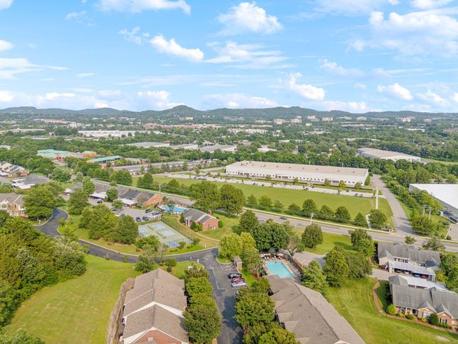 1816 Brentwood Pointe, Townhouse with 2 bedrooms, 3 bathrooms and 1 parking in Franklin TN | Image 52