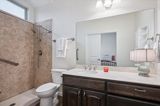 208 Equestrian Rd, House other with 4 bedrooms, 4 bathrooms and null parking in Hickory Creek TX | Image 26