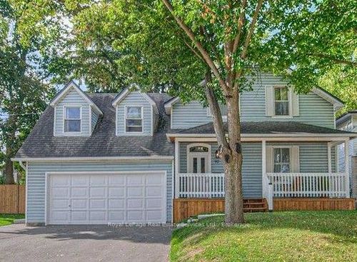 92 Adam St, Cambridge, ON, N3C2K6 | Card Image