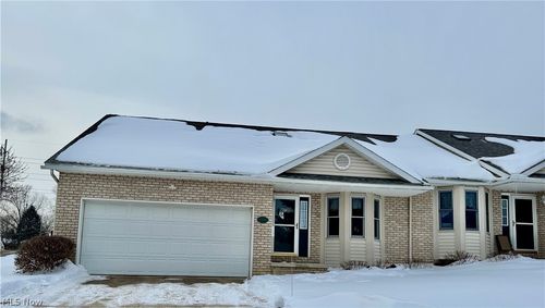 42a-2518 Woodlawn Cir Nw, Canton, OH, 44708-1489 | Card Image