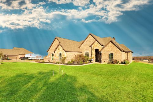 694 Jennings Ln, Azle, TX, 76020-6958 | Card Image