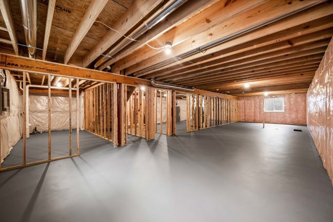 2516 Savanna Rd, House other with 3 bedrooms, 2 bathrooms and 3 parking in Bloomington IL | Image 33