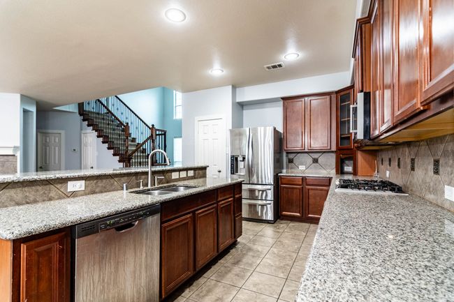 615 Lone Ridge Way, House other with 5 bedrooms, 3 bathrooms and null parking in Murphy TX | Image 11