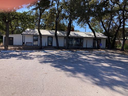 602 S Us Highway 281, Johnson City, TX, 78636-4648 | Card Image