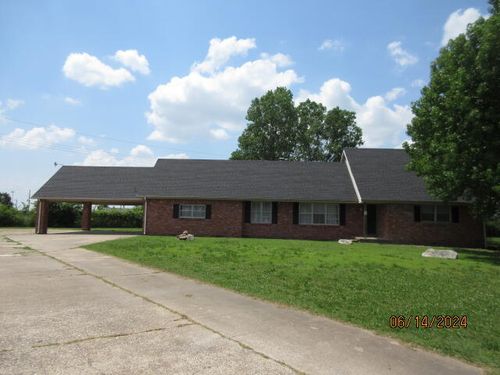 11 Jackson St, Quapaw, OK, 74363-2884 | Card Image