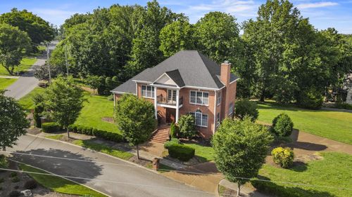 101 Governors Point Blvd, Hendersonville, TN, 37075-4065 | Card Image