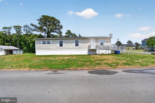 28436 Delaware Ave, MILLSBORO, DE, 19966-2501 | Card Image