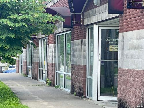 ste-102-601 S University Ave, Carbondale, IL, 62901-2828 | Card Image