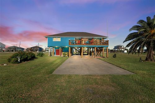 117 Verdia Dr, Crystal Beach, TX, 77650 | Card Image