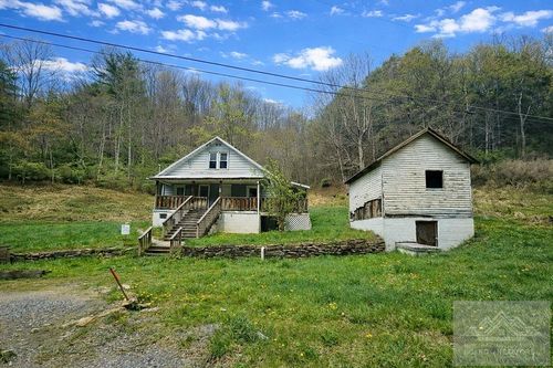 345 Mary Branch Rd, Matoaka, WV, 24736-7417 | Card Image