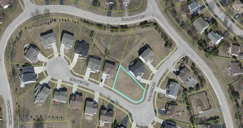 550 Enclave Dr, Cary, IL, 60013-2403 | Card Image