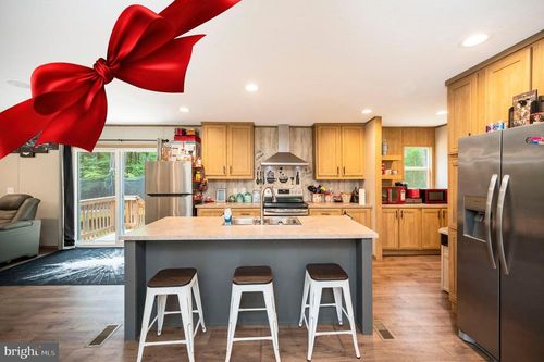 23066 Independence Rd, UNIONVILLE, VA, 22567-2510 | Card Image