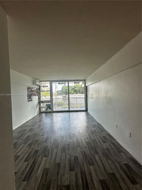 33-1400 Pennsylvania Ave, Miami Beach, FL, 33139-4059 | Card Image
